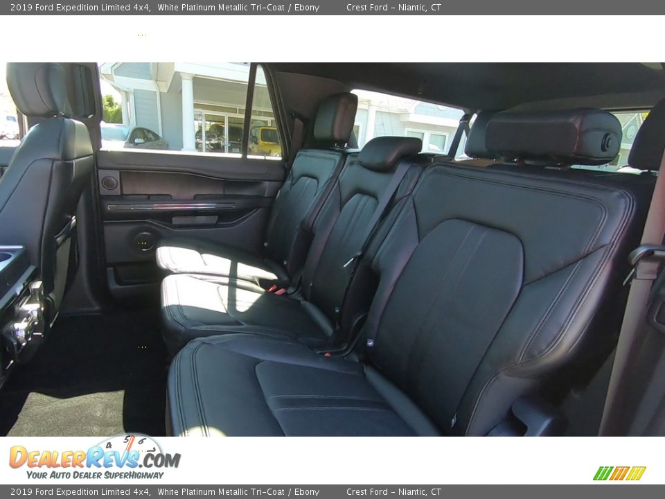2019 Ford Expedition Limited 4x4 White Platinum Metallic Tri-Coat / Ebony Photo #18