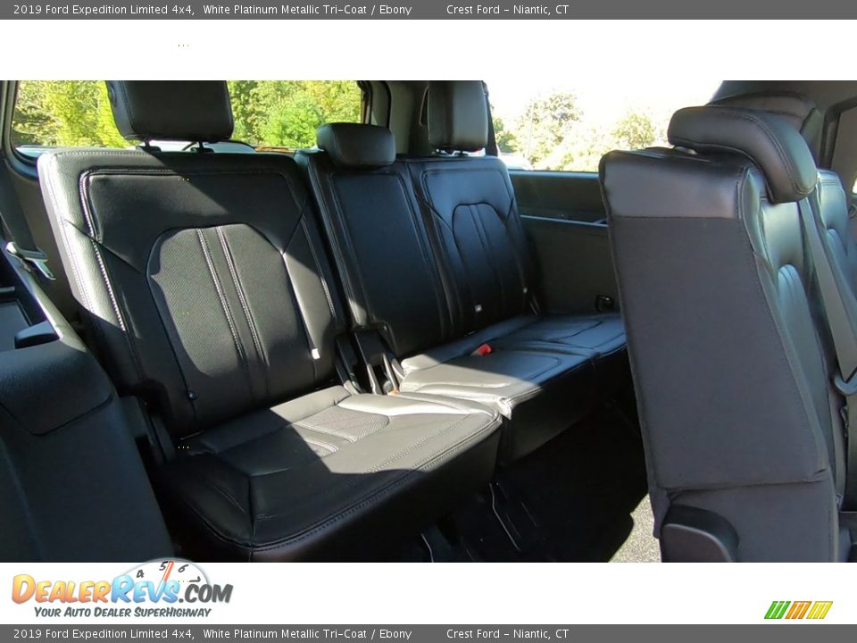 2019 Ford Expedition Limited 4x4 White Platinum Metallic Tri-Coat / Ebony Photo #24