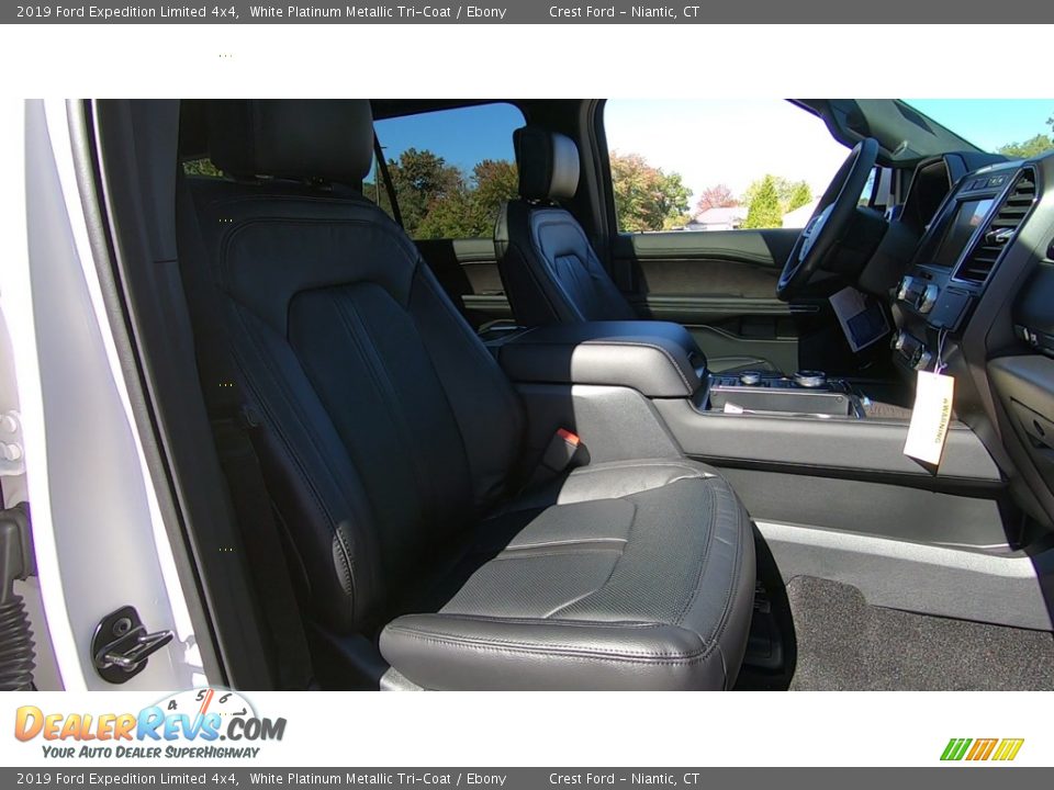 2019 Ford Expedition Limited 4x4 White Platinum Metallic Tri-Coat / Ebony Photo #25