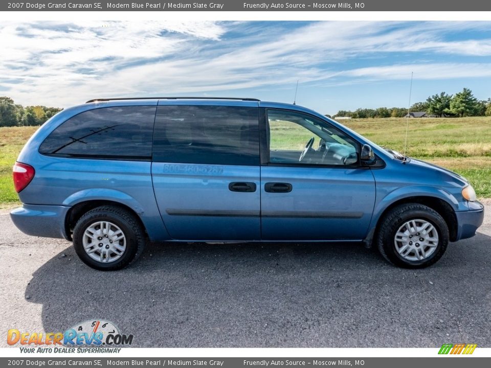 2007 Dodge Grand Caravan SE Modern Blue Pearl / Medium Slate Gray Photo #3