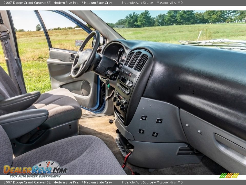 2007 Dodge Grand Caravan SE Modern Blue Pearl / Medium Slate Gray Photo #27