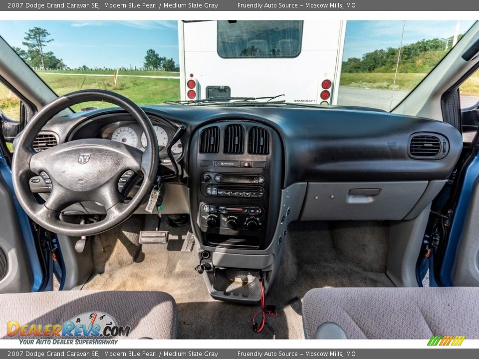 2007 Dodge Grand Caravan SE Modern Blue Pearl / Medium Slate Gray Photo #30