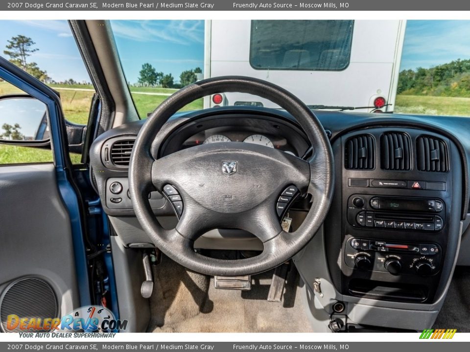 2007 Dodge Grand Caravan SE Modern Blue Pearl / Medium Slate Gray Photo #32