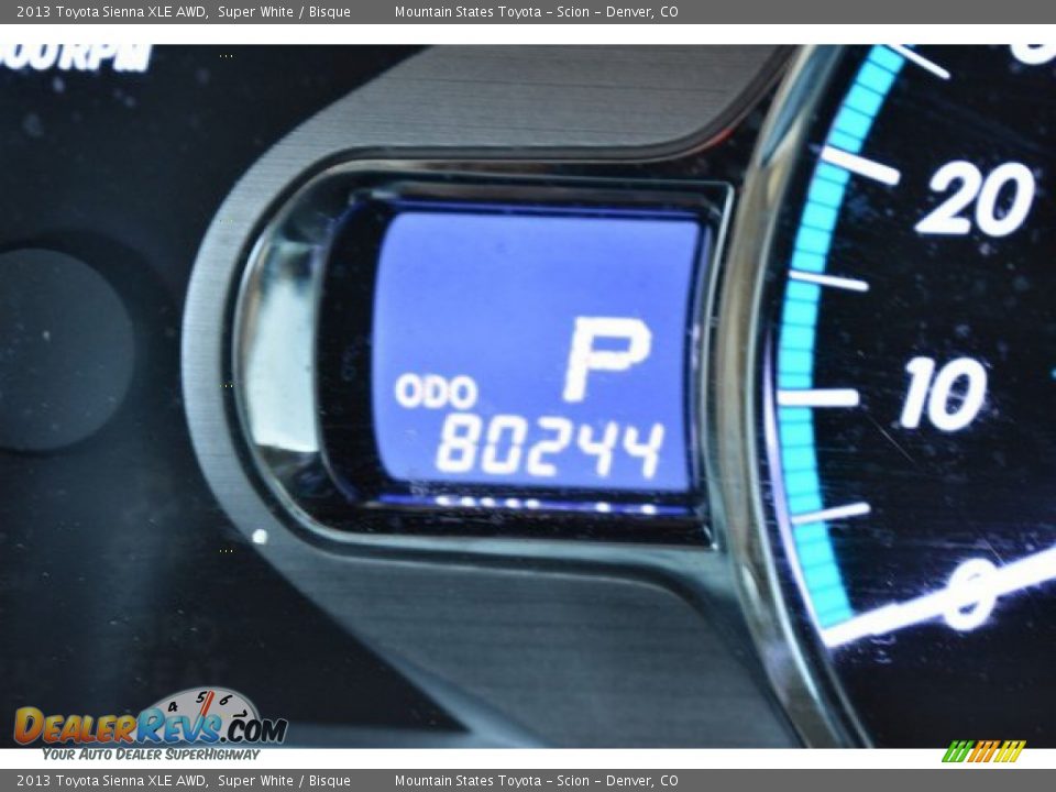 2013 Toyota Sienna XLE AWD Super White / Bisque Photo #12