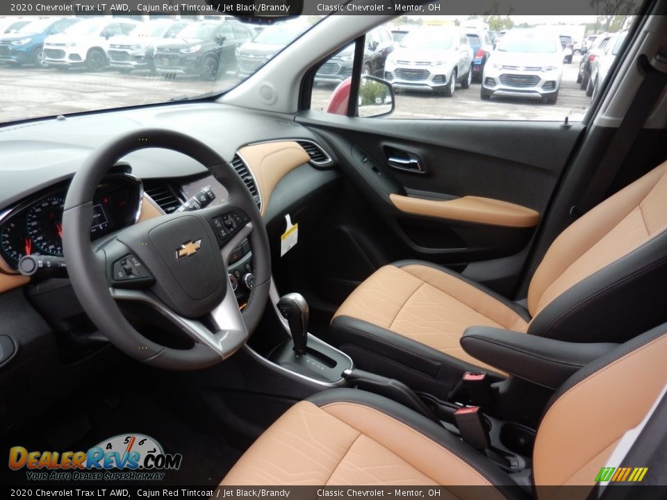 Front Seat of 2020 Chevrolet Trax LT AWD Photo #6