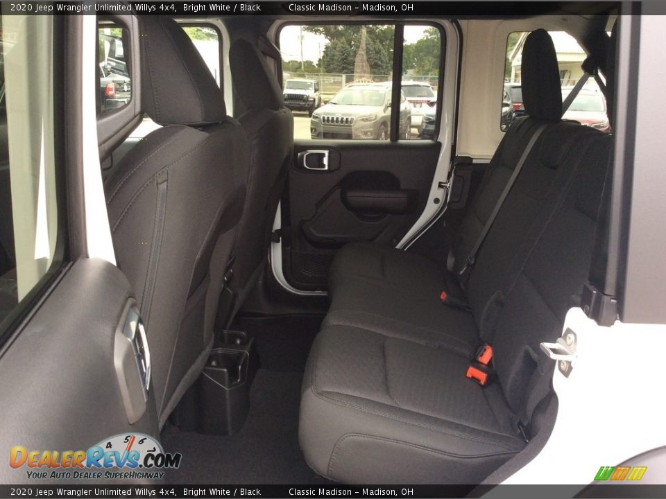 2020 Jeep Wrangler Unlimited Willys 4x4 Bright White / Black Photo #16