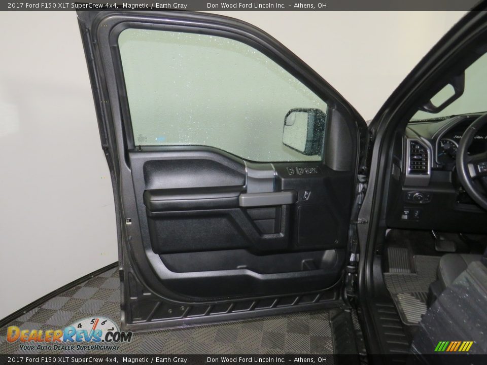 2017 Ford F150 XLT SuperCrew 4x4 Magnetic / Earth Gray Photo #17