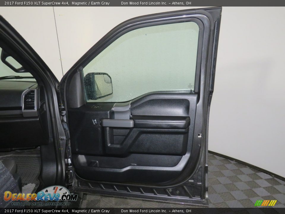 2017 Ford F150 XLT SuperCrew 4x4 Magnetic / Earth Gray Photo #27