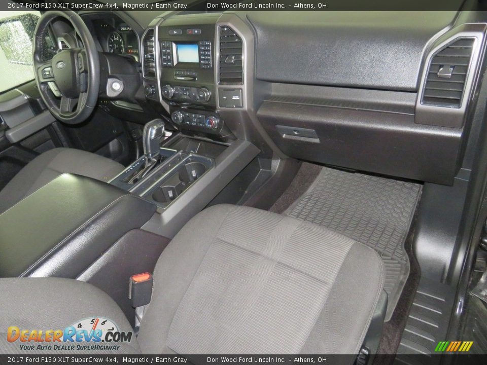 2017 Ford F150 XLT SuperCrew 4x4 Magnetic / Earth Gray Photo #29