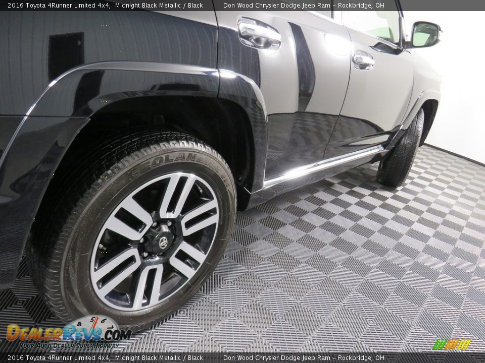 2016 Toyota 4Runner Limited 4x4 Midnight Black Metallic / Black Photo #18