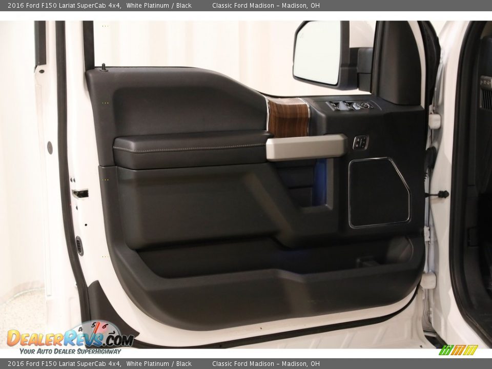 2016 Ford F150 Lariat SuperCab 4x4 White Platinum / Black Photo #5