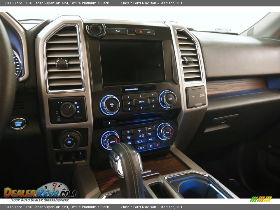 2016 Ford F150 Lariat SuperCab 4x4 White Platinum / Black Photo #10