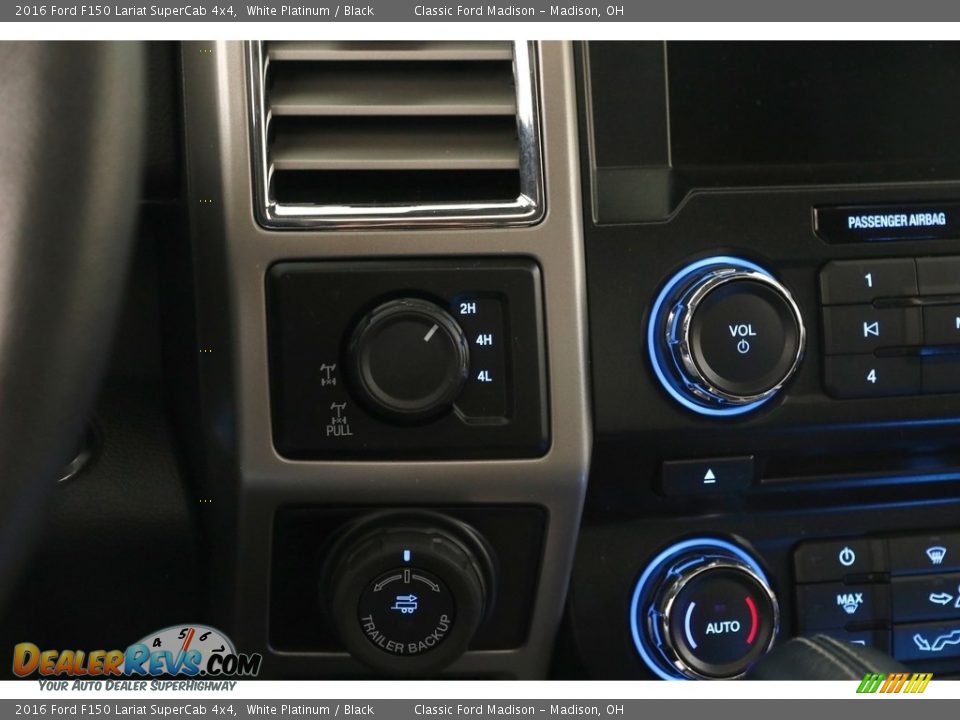 2016 Ford F150 Lariat SuperCab 4x4 White Platinum / Black Photo #11