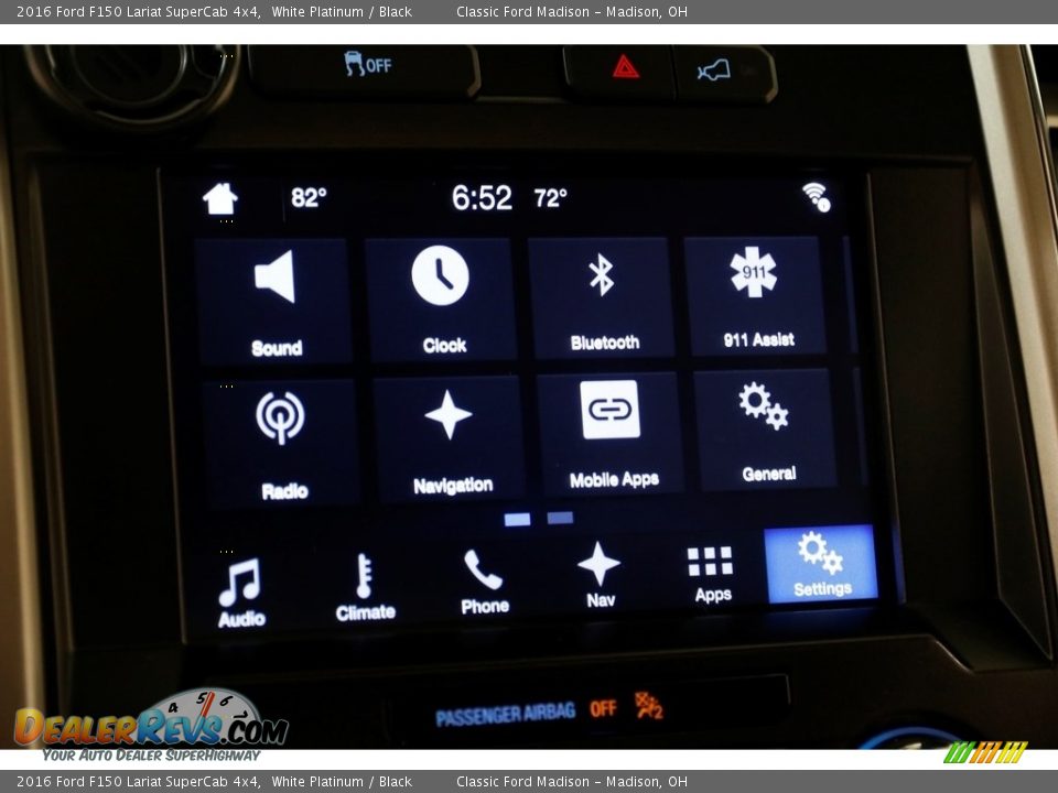 2016 Ford F150 Lariat SuperCab 4x4 White Platinum / Black Photo #16