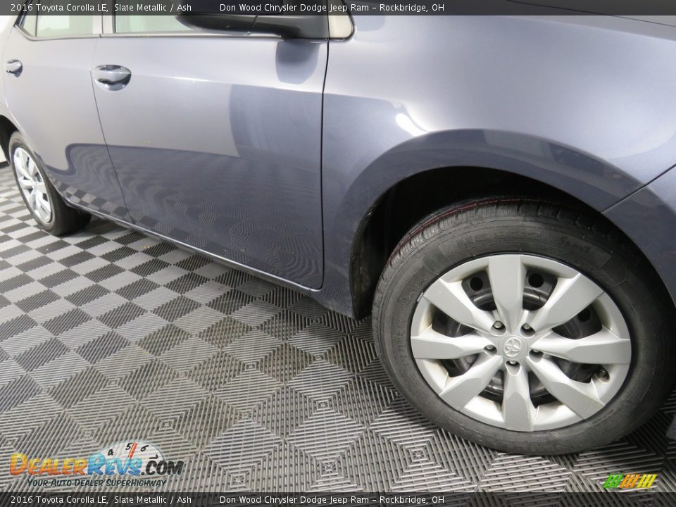 2016 Toyota Corolla LE Slate Metallic / Ash Photo #4