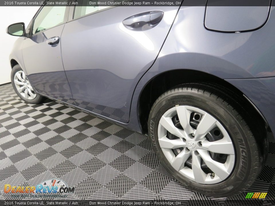 2016 Toyota Corolla LE Slate Metallic / Ash Photo #10