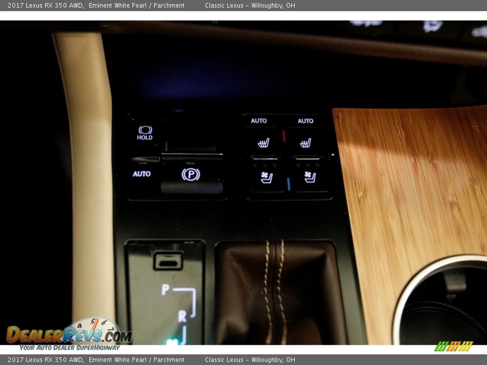 2017 Lexus RX 350 AWD Eminent White Pearl / Parchment Photo #16