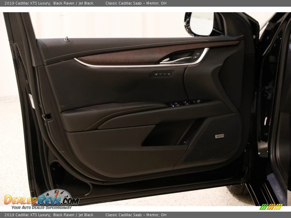 2019 Cadillac XTS Luxury Black Raven / Jet Black Photo #4