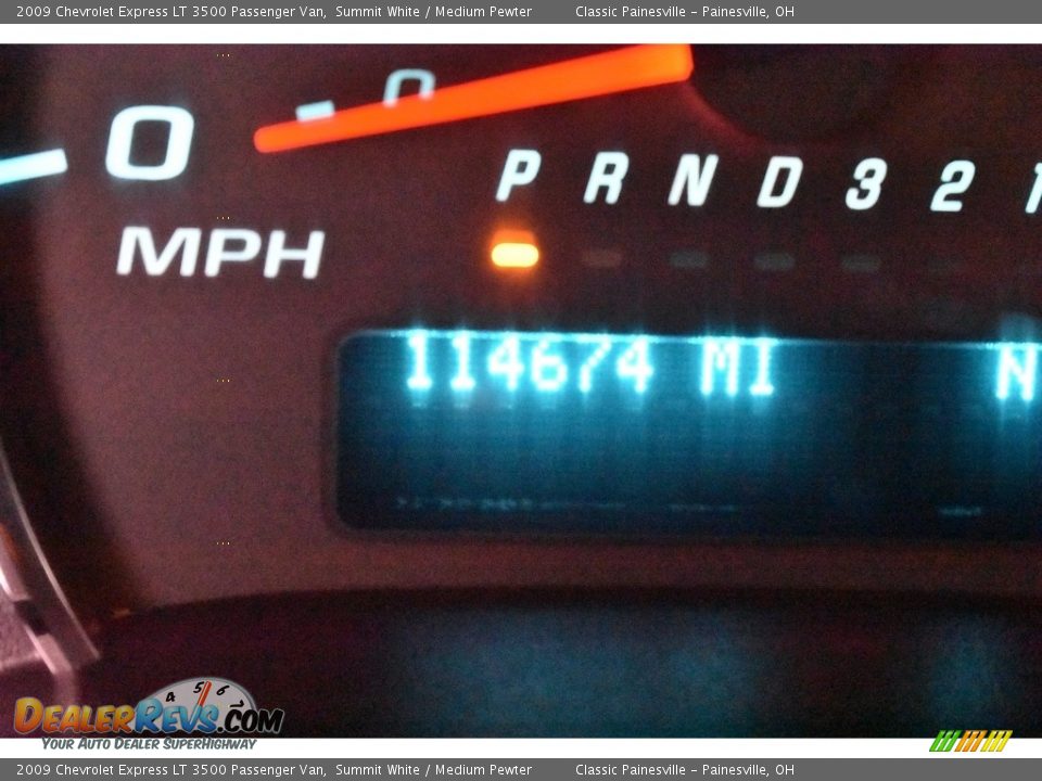 2009 Chevrolet Express LT 3500 Passenger Van Summit White / Medium Pewter Photo #15