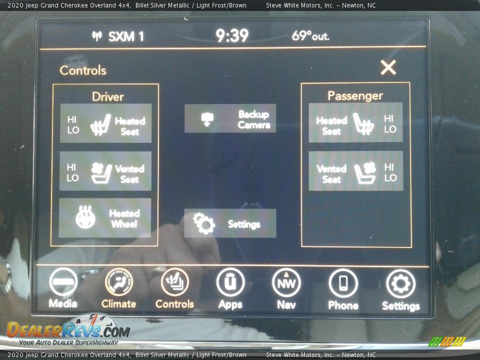 2020 Jeep Grand Cherokee Overland 4x4 Billet Silver Metallic / Light Frost/Brown Photo #26