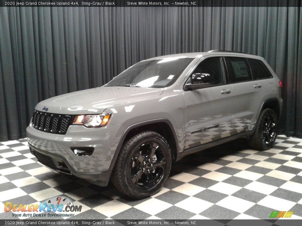 2020 Jeep Grand Cherokee Upland 4x4 Sting-Gray / Black Photo #2