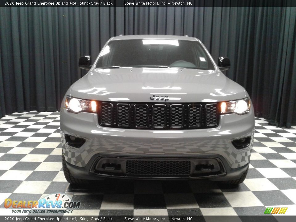 2020 Jeep Grand Cherokee Upland 4x4 Sting-Gray / Black Photo #3