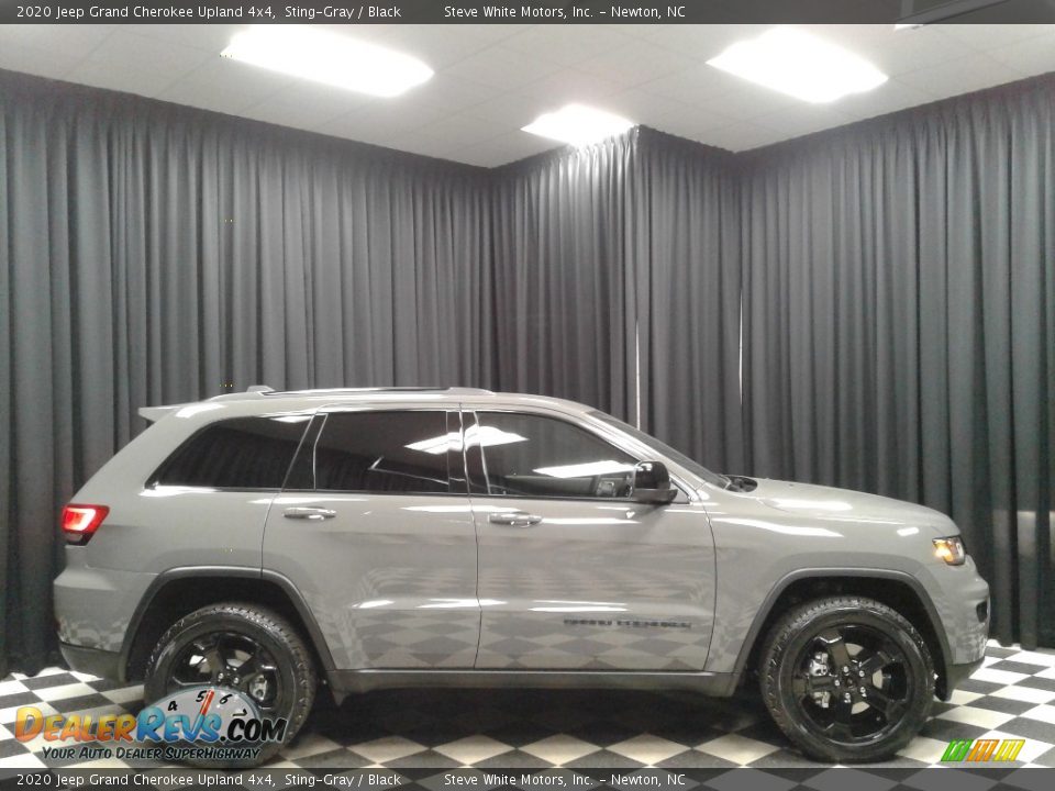 2020 Jeep Grand Cherokee Upland 4x4 Sting-Gray / Black Photo #5