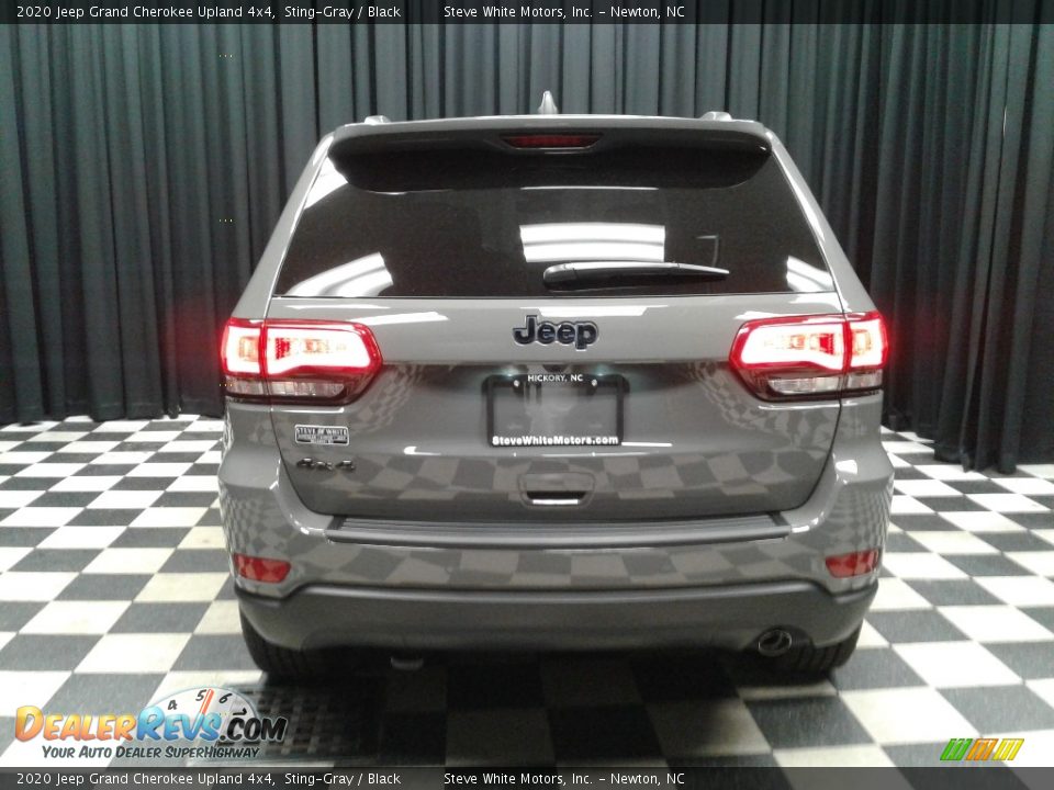 2020 Jeep Grand Cherokee Upland 4x4 Sting-Gray / Black Photo #7