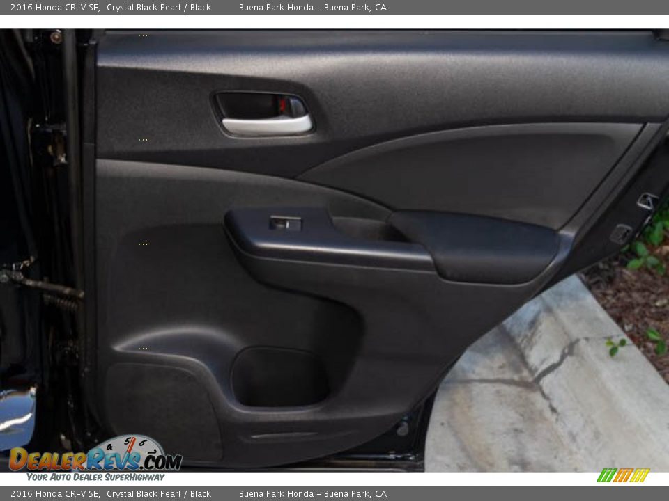 2016 Honda CR-V SE Crystal Black Pearl / Black Photo #29