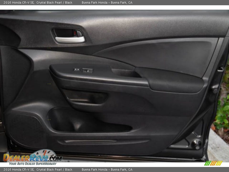 2016 Honda CR-V SE Crystal Black Pearl / Black Photo #30
