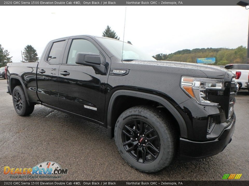 Front 3/4 View of 2020 GMC Sierra 1500 Elevation Double Cab 4WD Photo #3