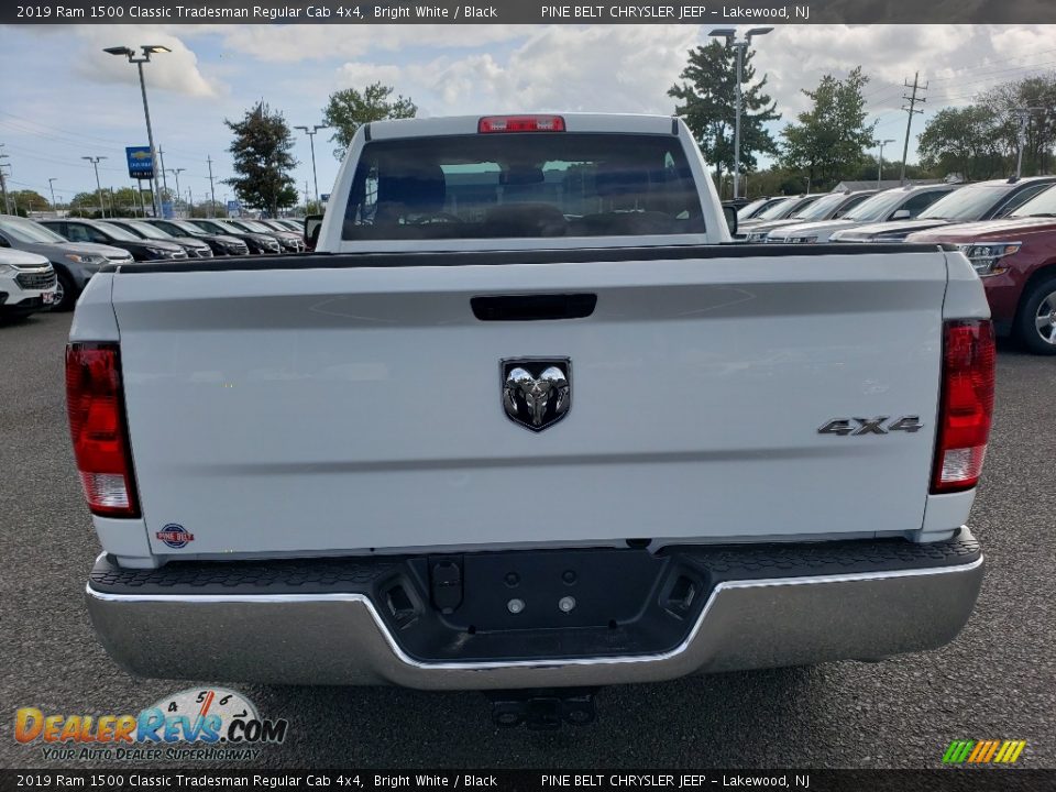 2019 Ram 1500 Classic Tradesman Regular Cab 4x4 Bright White / Black Photo #5