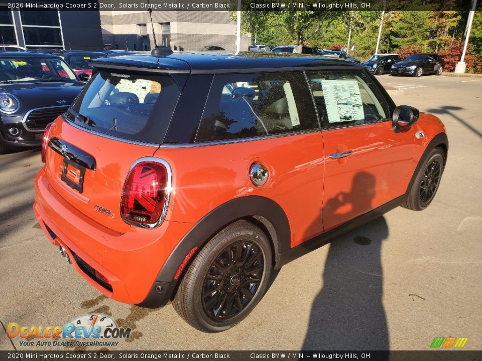 2020 Mini Hardtop Cooper S 2 Door Solaris Orange Metallic / Carbon Black Photo #2