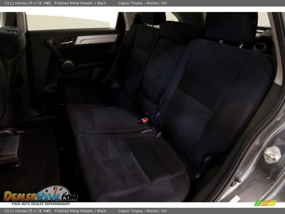 2011 Honda CR-V SE 4WD Polished Metal Metallic / Black Photo #13
