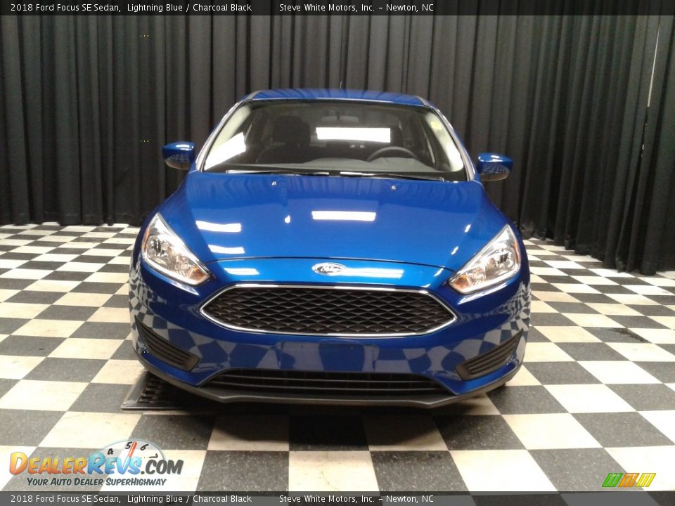 2018 Ford Focus SE Sedan Lightning Blue / Charcoal Black Photo #3