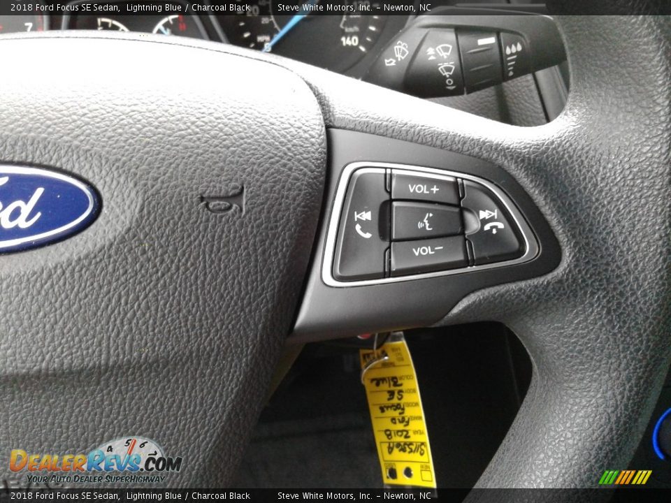 2018 Ford Focus SE Sedan Lightning Blue / Charcoal Black Photo #17