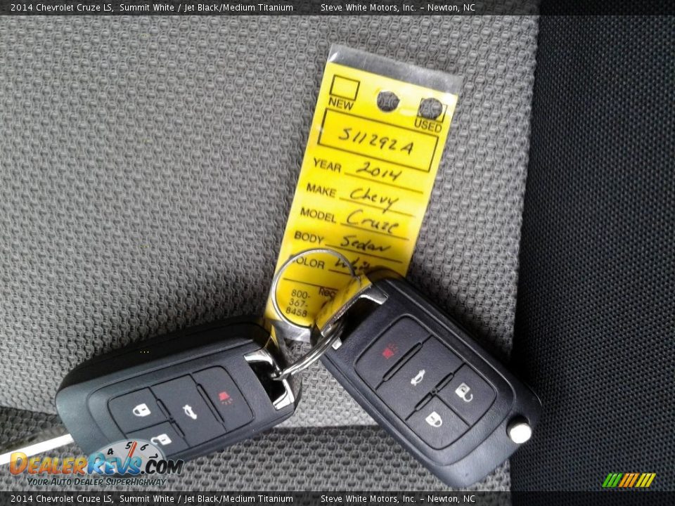 2014 Chevrolet Cruze LS Summit White / Jet Black/Medium Titanium Photo #23
