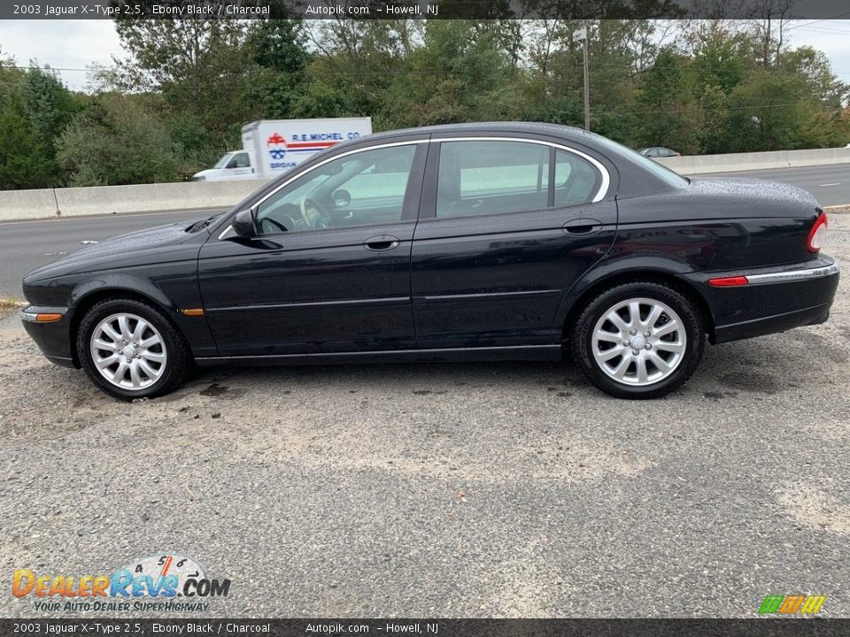 2003 Jaguar X-Type 2.5 Ebony Black / Charcoal Photo #6