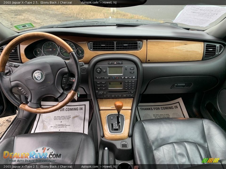 2003 Jaguar X-Type 2.5 Ebony Black / Charcoal Photo #13