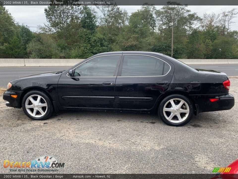 2002 Infiniti I 35 Black Obsidian / Beige Photo #6