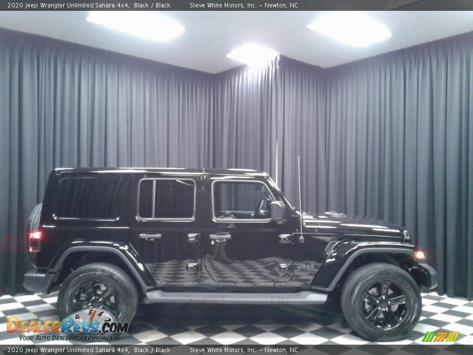 2020 Jeep Wrangler Unlimited Sahara 4x4 Black / Black Photo #5