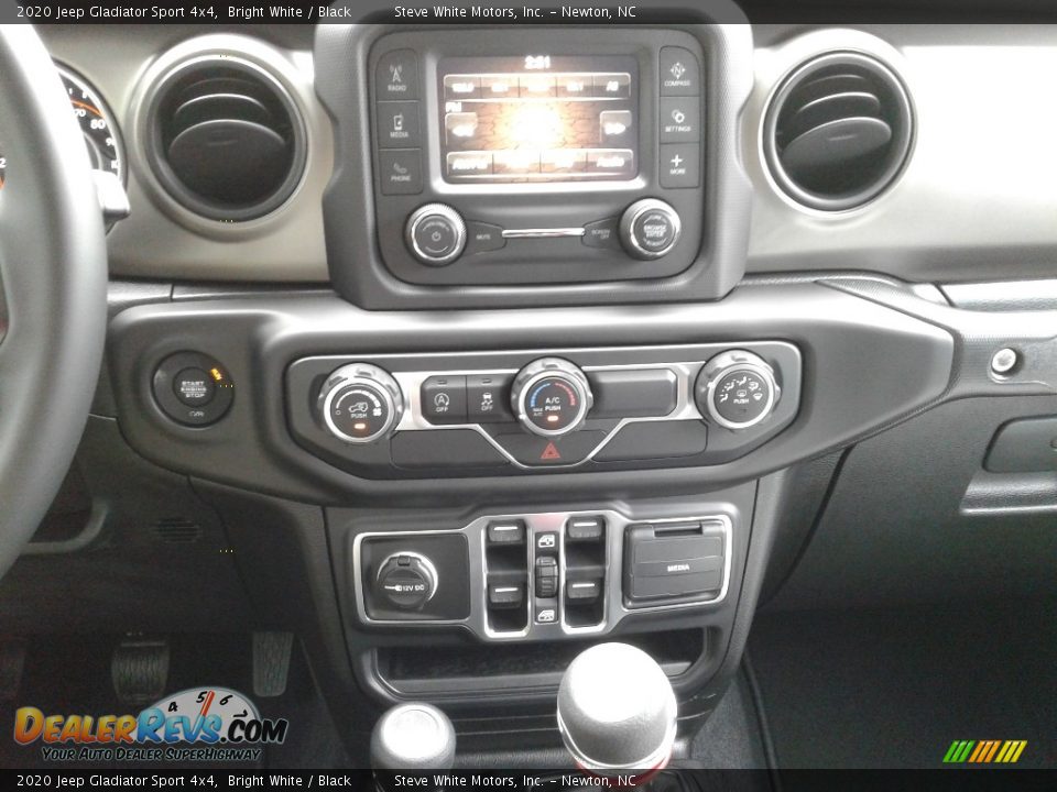 2020 Jeep Gladiator Sport 4x4 Bright White / Black Photo #20