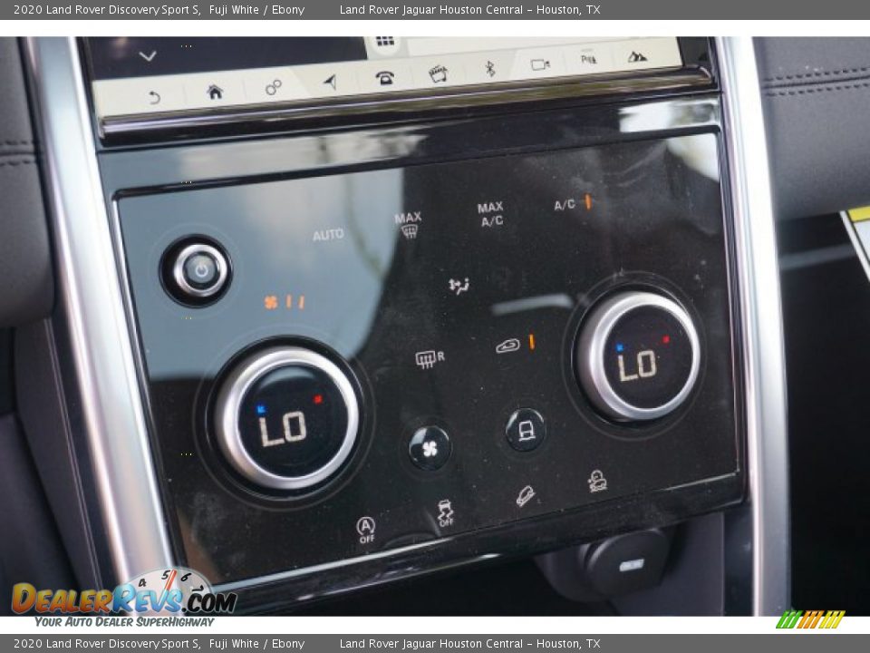 Controls of 2020 Land Rover Discovery Sport S Photo #14