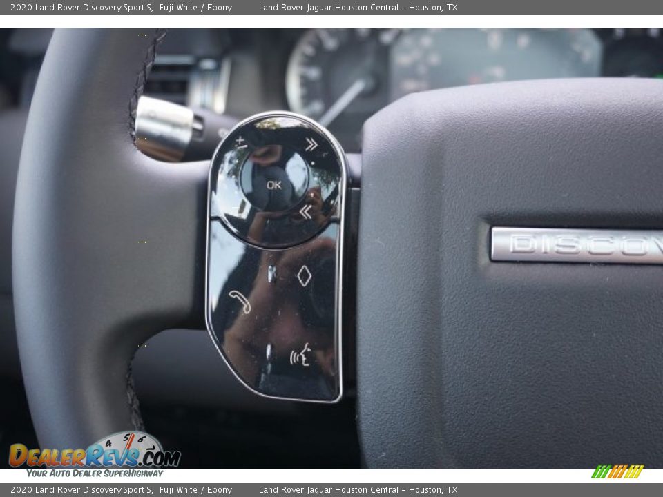 2020 Land Rover Discovery Sport S Steering Wheel Photo #23