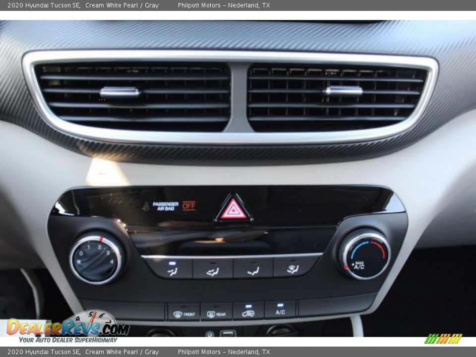 2020 Hyundai Tucson SE Cream White Pearl / Gray Photo #16