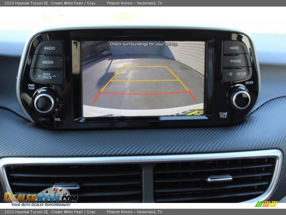 2020 Hyundai Tucson SE Cream White Pearl / Gray Photo #17