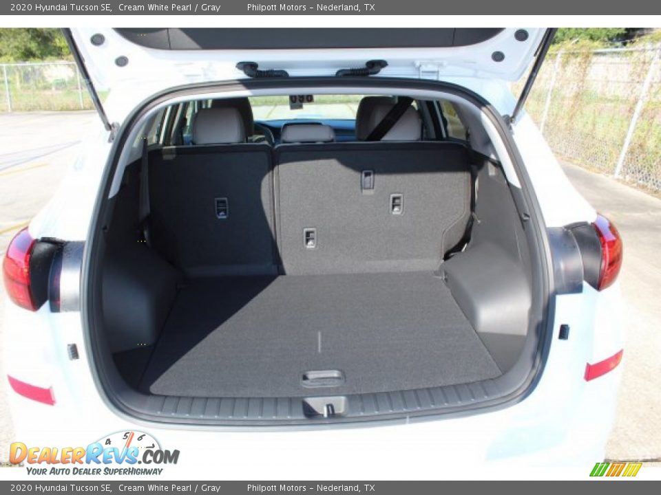 2020 Hyundai Tucson SE Cream White Pearl / Gray Photo #22