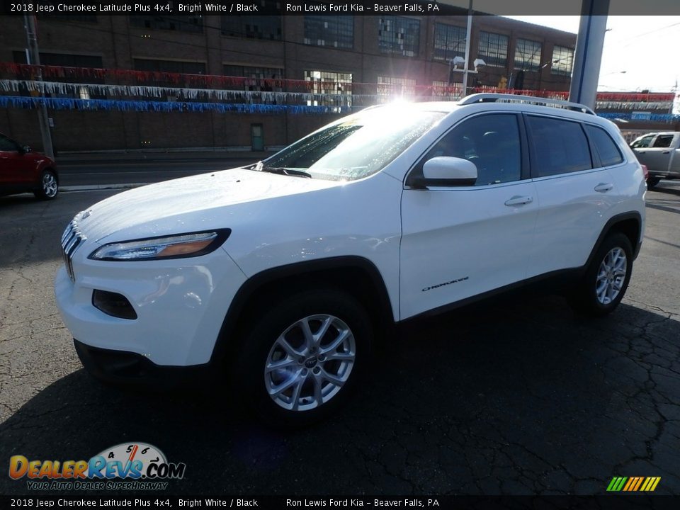 2018 Jeep Cherokee Latitude Plus 4x4 Bright White / Black Photo #7