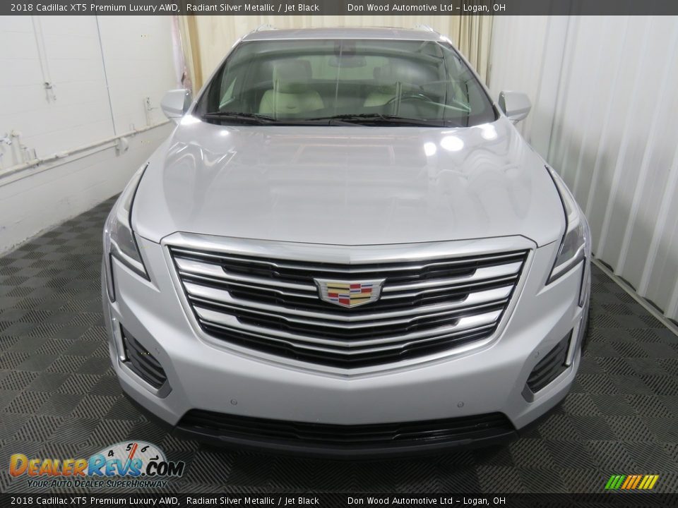 2018 Cadillac XT5 Premium Luxury AWD Radiant Silver Metallic / Jet Black Photo #8