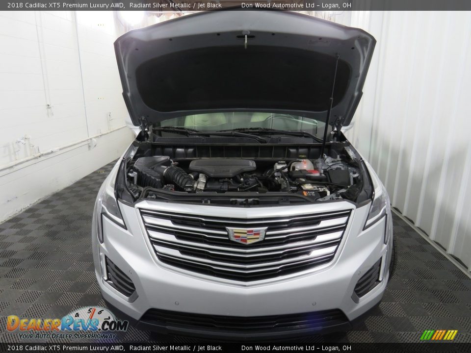 2018 Cadillac XT5 Premium Luxury AWD Radiant Silver Metallic / Jet Black Photo #9